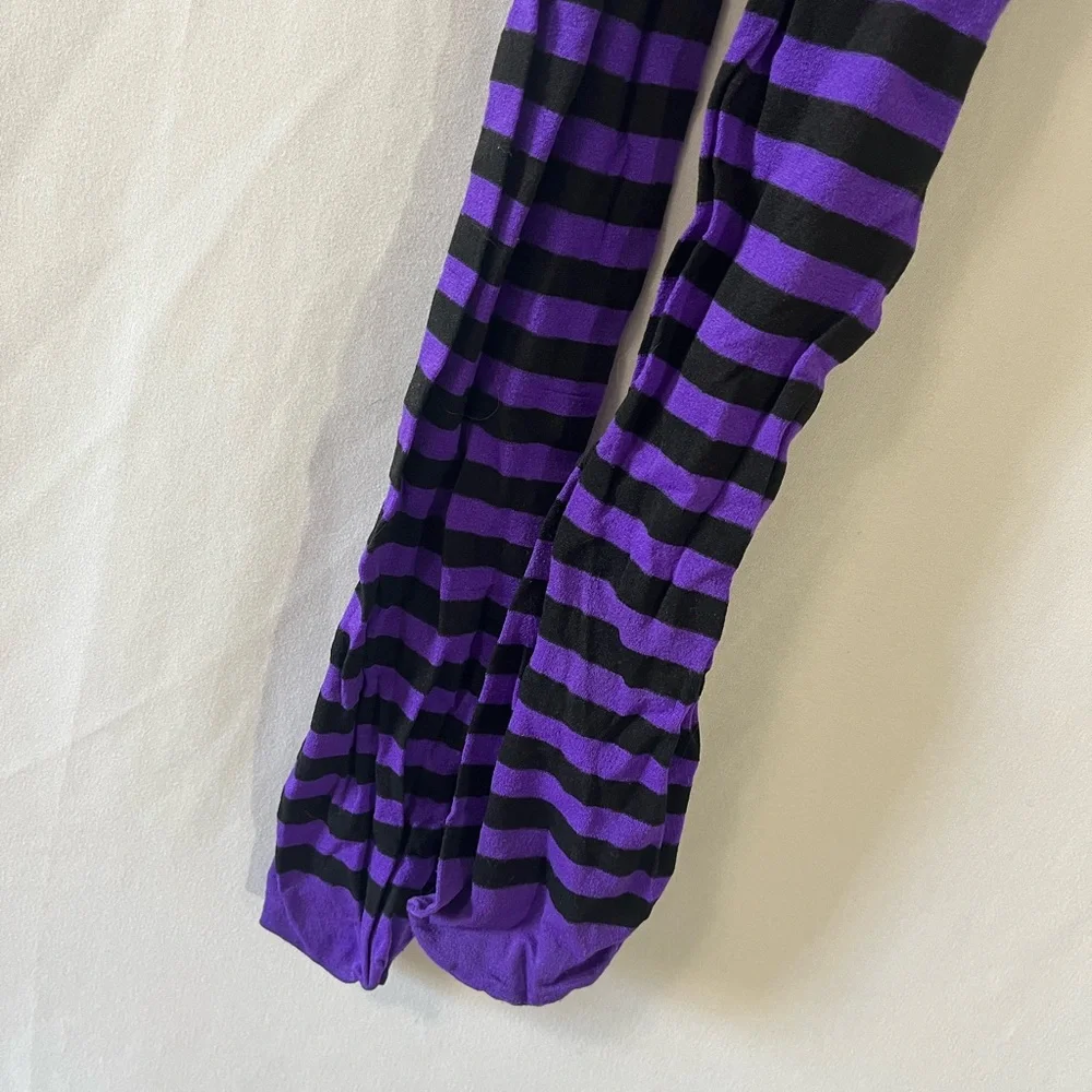 Purple‎ and Black Stripped Tights